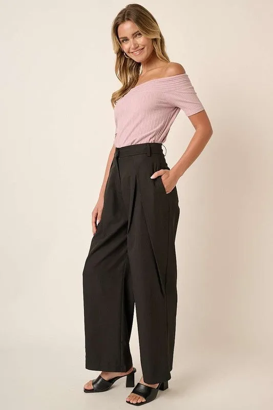 Deep Pleated Wide Leg Pant