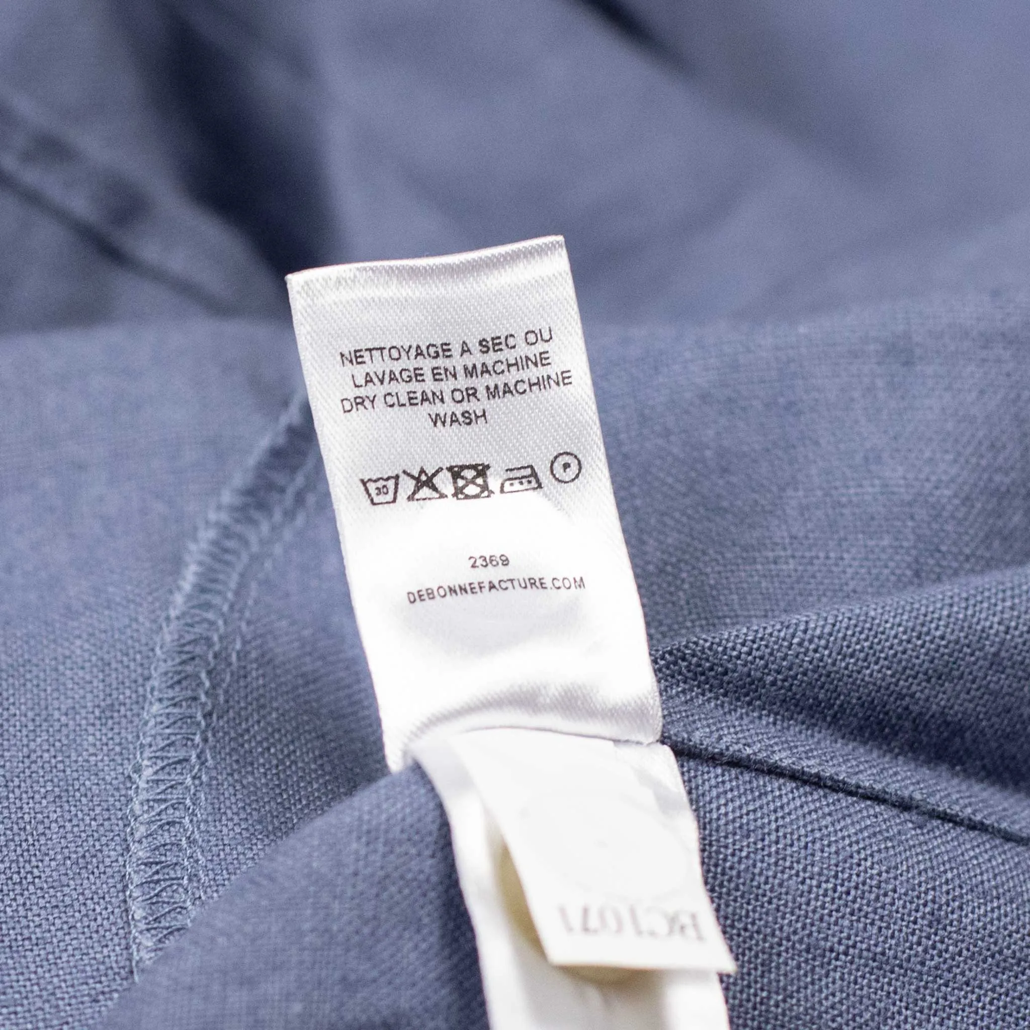 Two pocket overshirt in faded blue Belgian linen